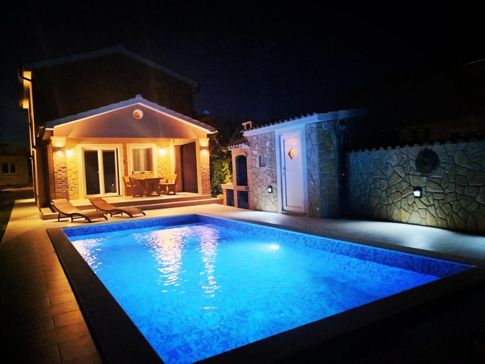 Vacation house Ulika Gabonjin Buitenkant foto